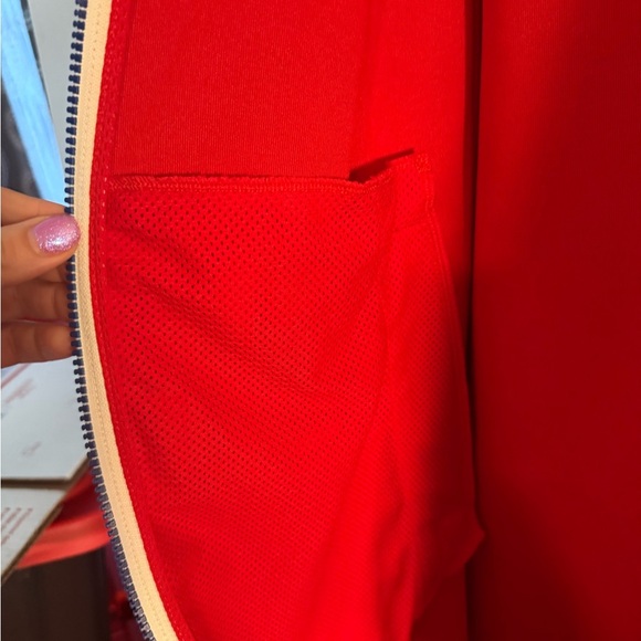 Nike Red and Blue Lightweight Jacket with Sporty Stripe Detail - Picture 4 of 11